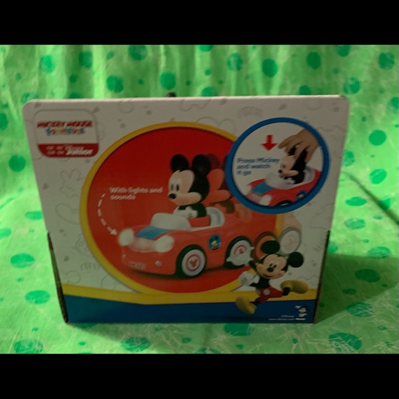 Mickey Mouse Car - Picture 3 of 4